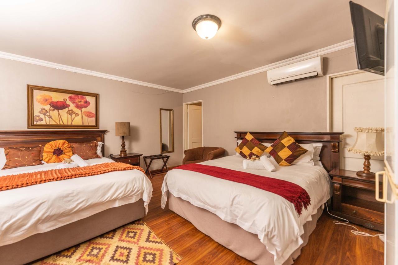 Fatmols Guest Lodge جوهانسبورغ المظهر الخارجي الصورة
